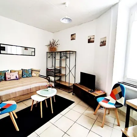 Apartmán Duplex F2 Avec Terrasse Et Vue Sur La Cathedrale Narbonne