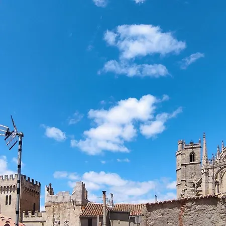 Duplex F2 Avec Terrasse Et Vue Sur La Cathedrale Apartmán